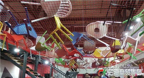 �����ɫ�ĵ���